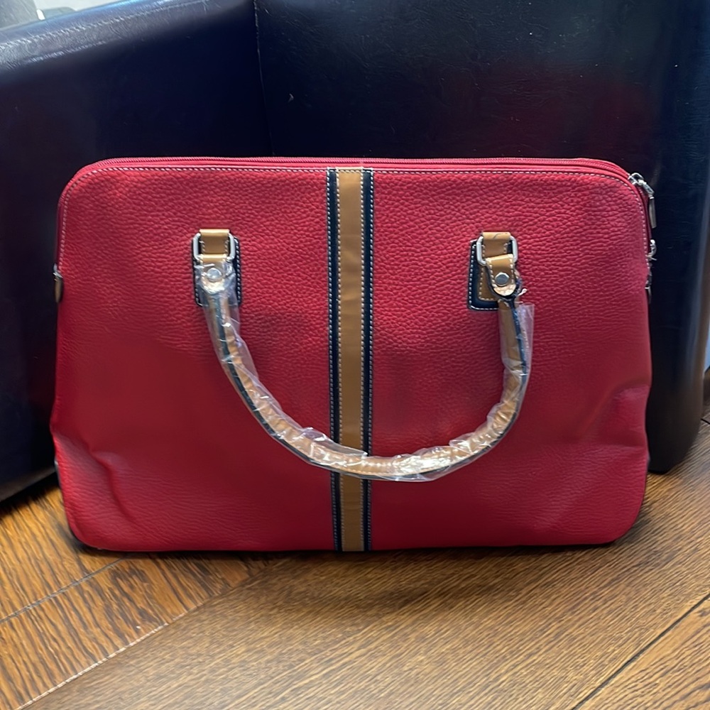 Carol Patterson Large Red Purse w Tan